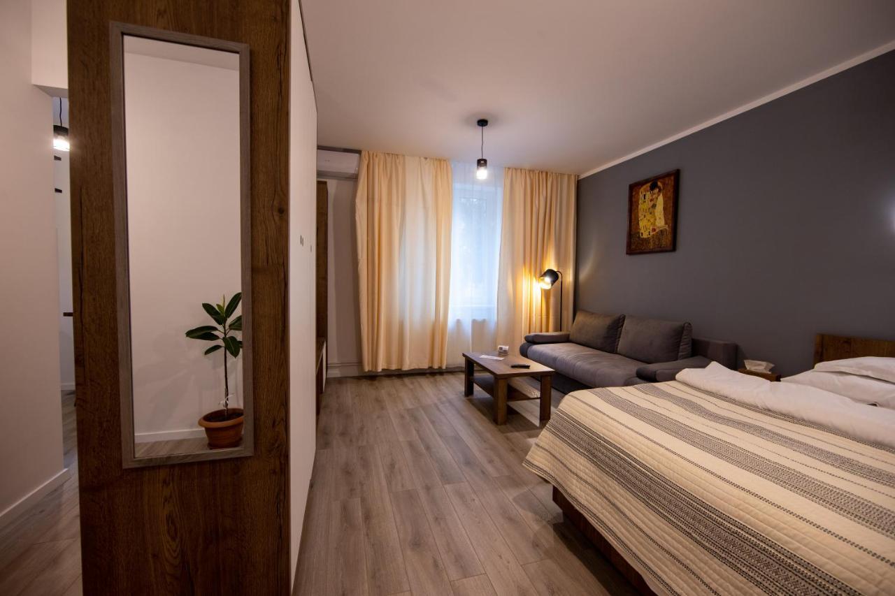 Central Place Apartment Timisoara 2 Bagian luar foto