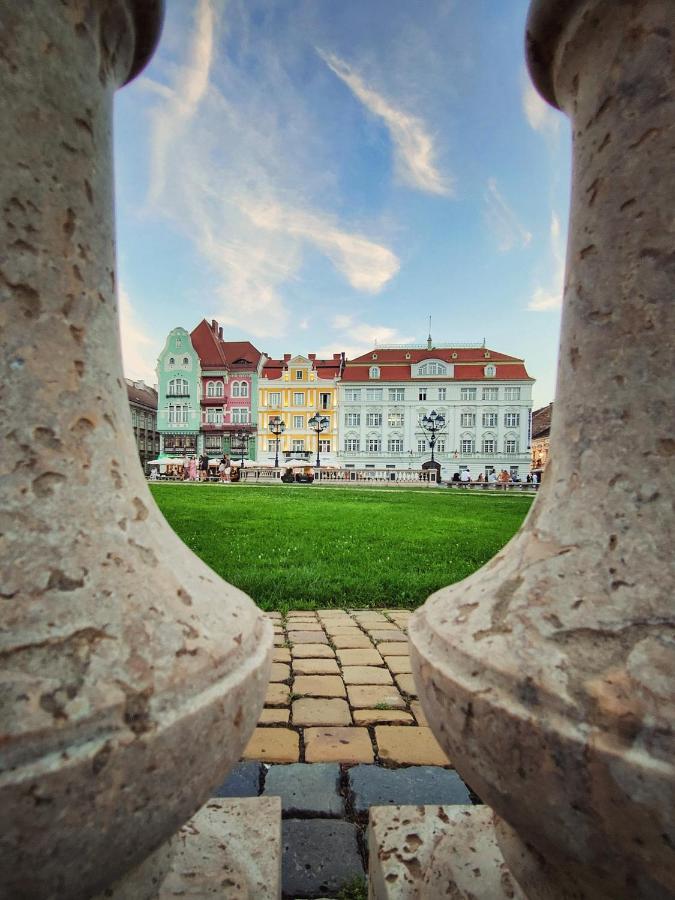 Central Place Apartment Timisoara 2 Bagian luar foto